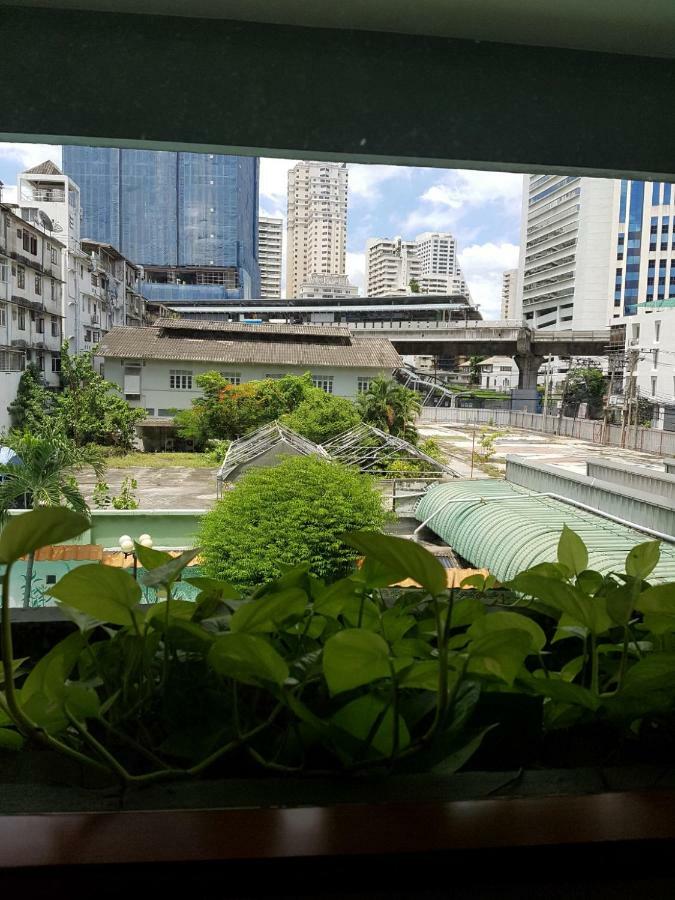 The Park Hotel Sukhumvit 7 Бангкок Екстер'єр фото
